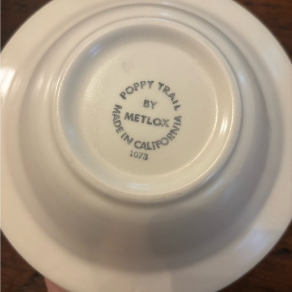 Poppy Trail By Metlox Vintage Daisy 21 Pc  Bowl/tea Set Made In California 1073 - Picture 10 of 11